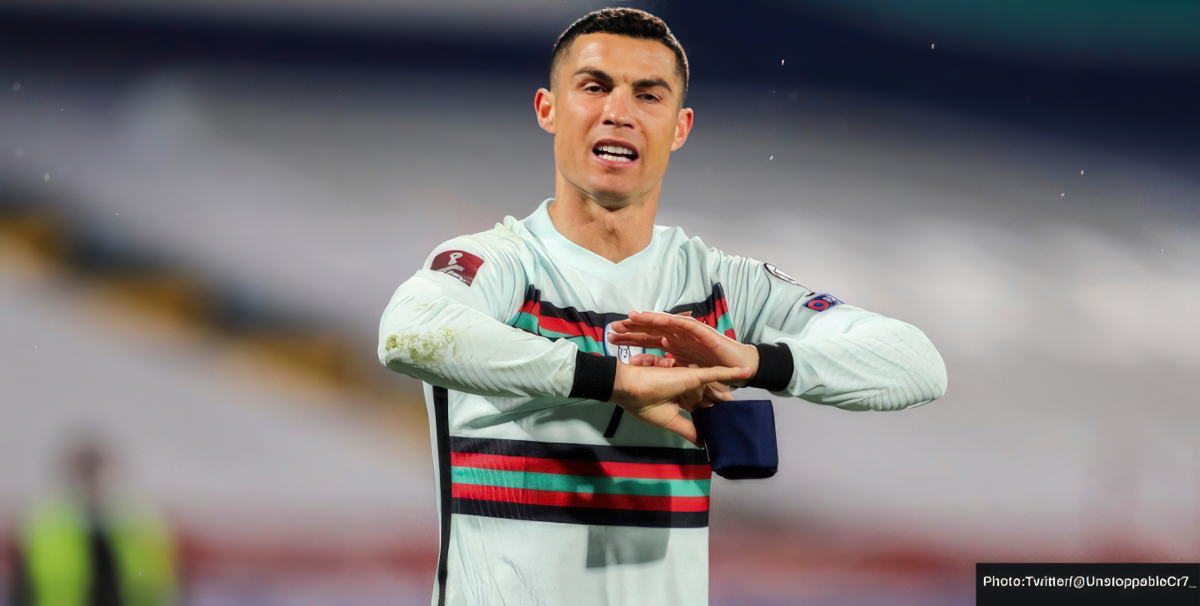 Referee apologizes to Portugal head coach after disallowing Ronaldo’s late-winner against Serbia