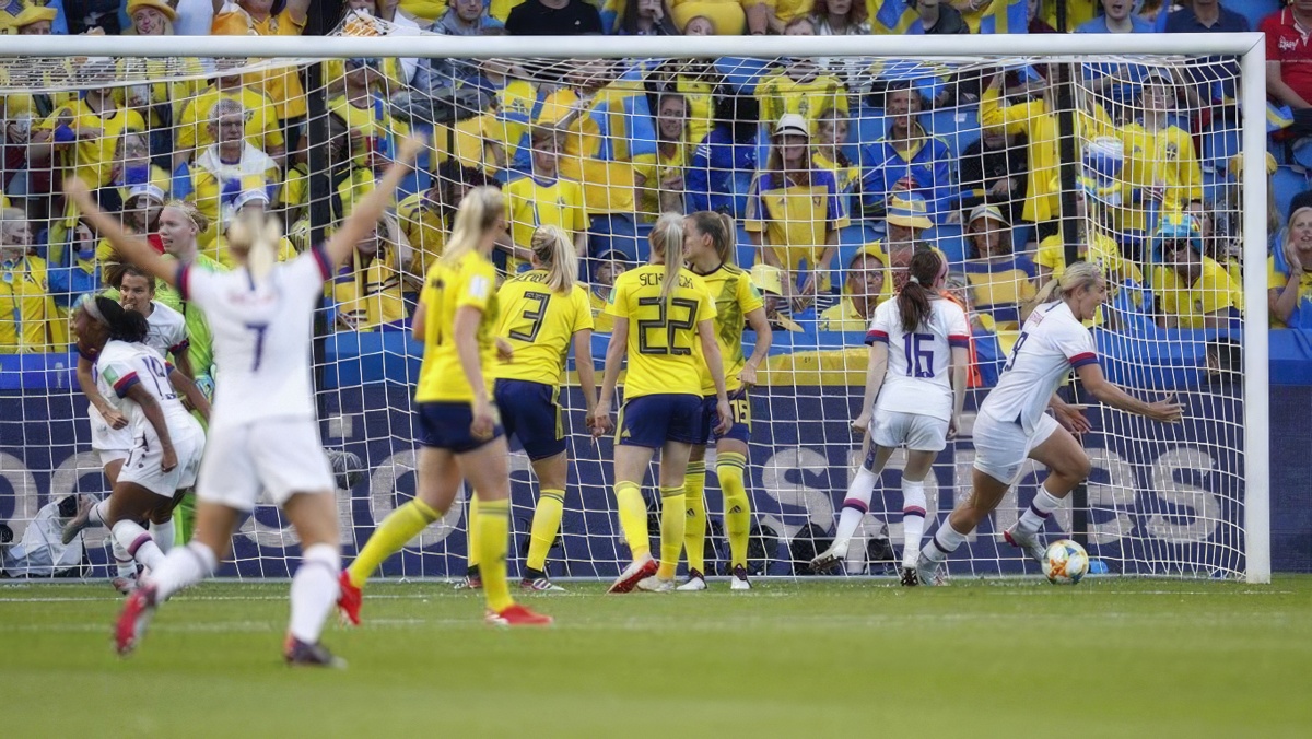 The USWNT defeat Sweden, advance to World Cup knockout stage