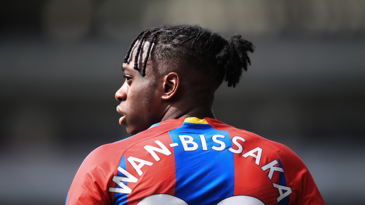 Manchester United sign 21-year-old fullback Aaron Wan-Bissaka