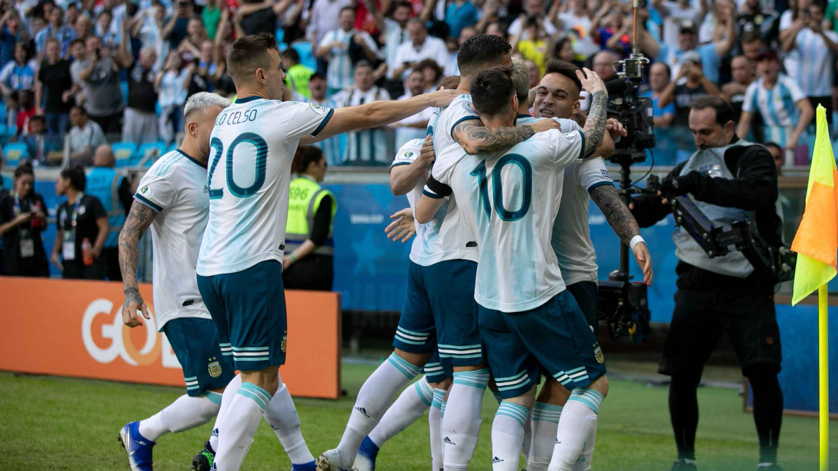 Argentina edge Qatar to advance to Copa America quarterfinals