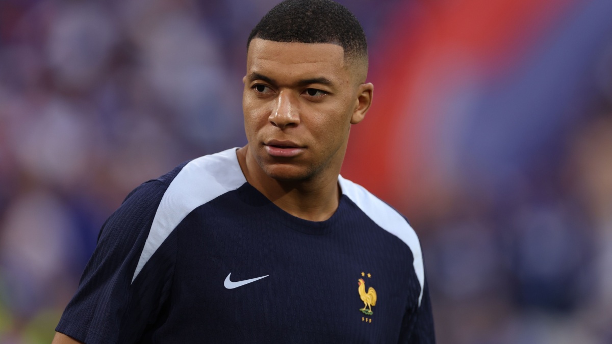 Is Kylian Mbappe no longer a threat on the pitch?