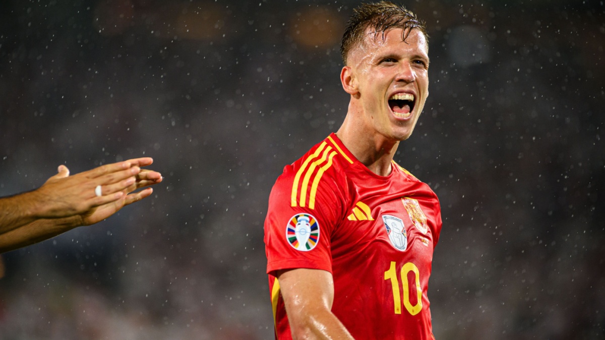 Dani Olmo set for $60M homecoming to Barcelona