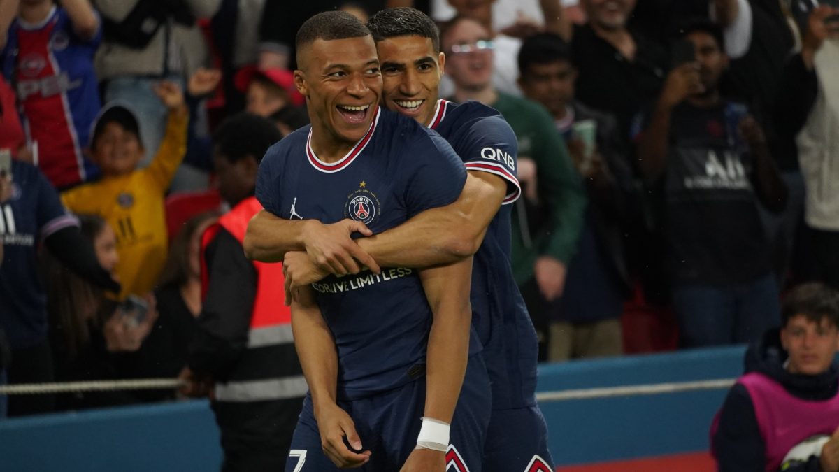 Mbappé and Hakimi light up Bad Bunny’s Puerto Rico show