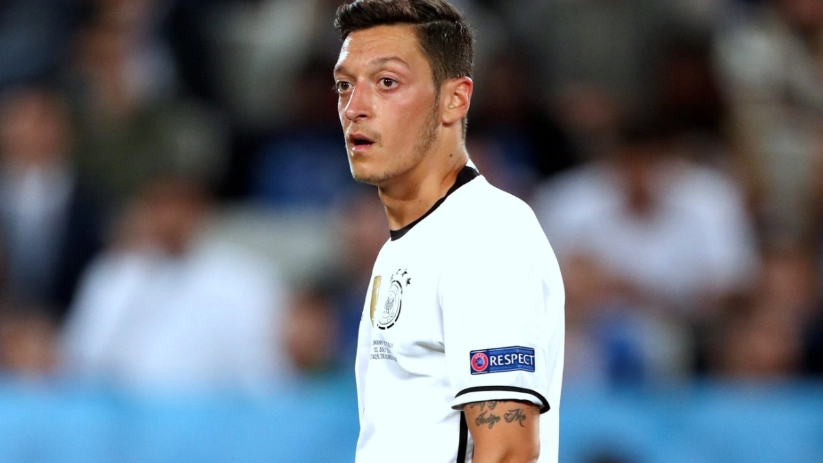 Germany World Cup hero Mesut Ozil makes surprise political leap