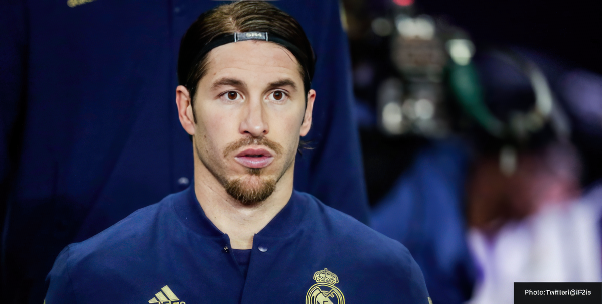 Sergio Ramos continues to spar with Real Madrid over a new contract