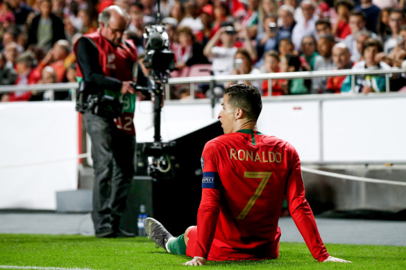Ronaldo injured before Champions League clash
